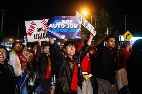 Auto workers are striking at 'Big Three' assembly plants: What to know
